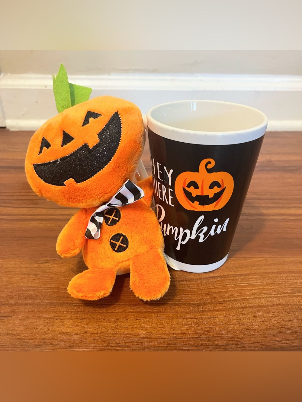 Walmart Way To Celebrate Halloween Plush Pumpkin Toy in 15oz Ceramic Mug (NEW)